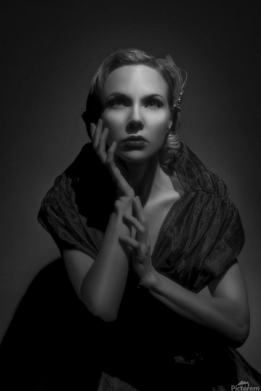 Dramatic black and white portrait of a young blonde glamourous woman ...