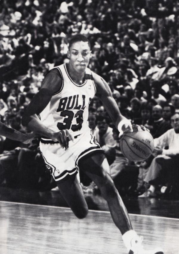 Chicago Bulls Scottie Pippen Basketball 2023 Shirt - High-Quality Printed  Brand
