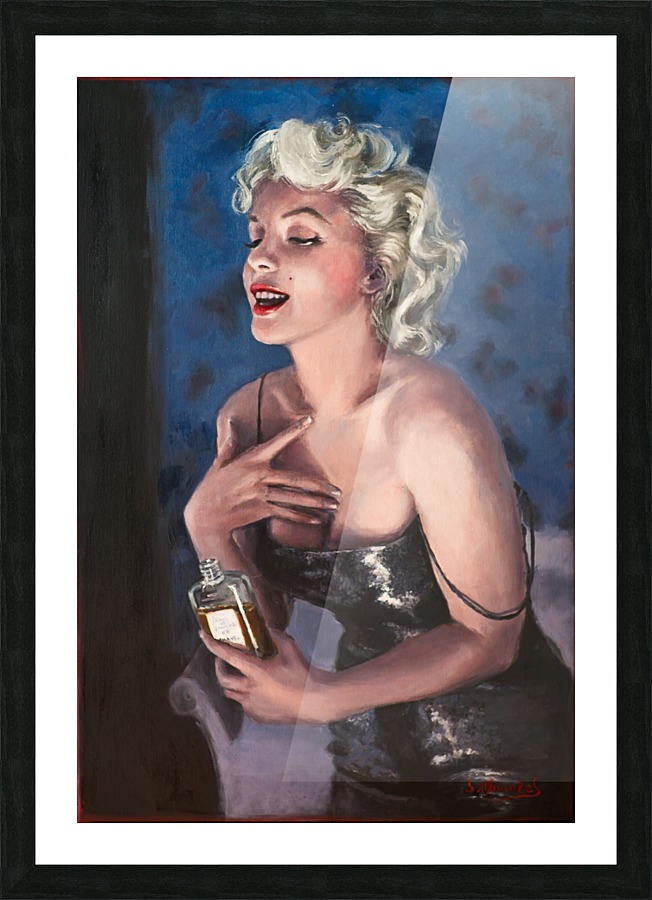 Luxury Chanel n°5, Marilyn Monroe by Patrick Cornée (2023) : Sculpture  Acrylic, Objects - SINGULART