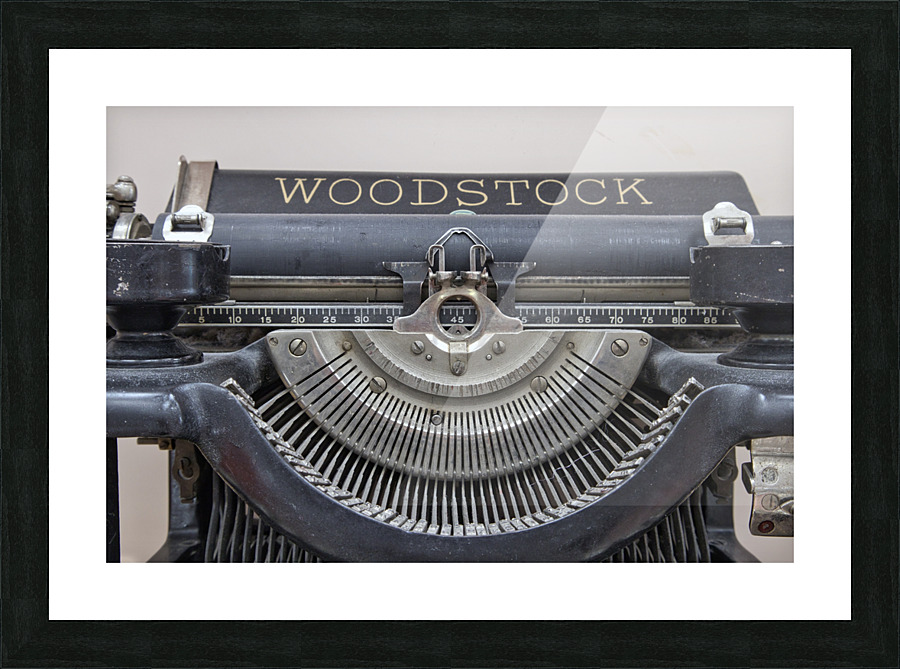 Vintage Woodstock Typewriter